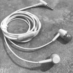 Nesty Earphone